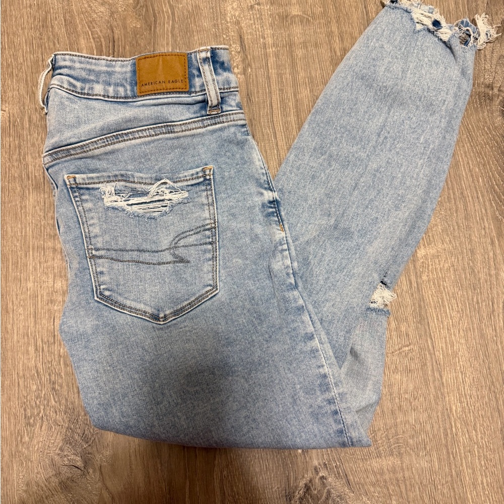 American Eagle Outfitters Light Blue Skinny Distressed Jeans